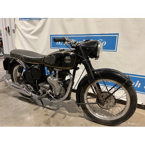 898 - Velocette Mac, 350cc, 1959.
Engine No. Mac 23854
Runs and rides but needs a battery and light recomm... 