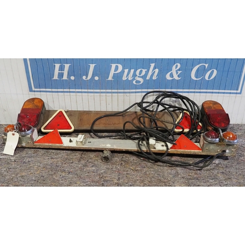 706 - 2 Trailer boards