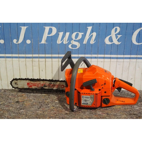 722 - Husqvarna 42 petrol chainsaw