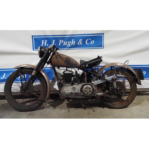 896 - Ariel VB600 motorcycle project. 1952, with 1954 engine.
Engine no. PE256 
Engine turns over. Anstey ... 