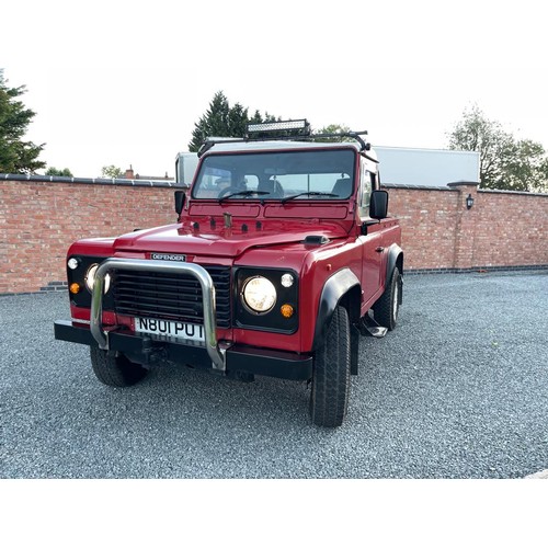 1418 - Land Rover Defender 300TDI. 1995. Being sold due to upgrade. One family owner from new. 105,000 mile... 