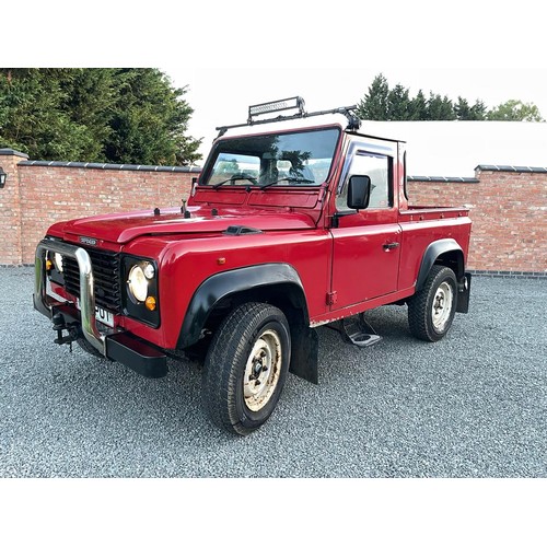 1418 - Land Rover Defender 300TDI. 1995. Being sold due to upgrade. One family owner from new. 105,000 mile... 