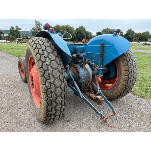 1406 - Fordson Dexta tractor. Runs & drives. On grass tyres. Key in office