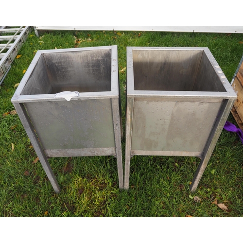 100 - Stainless steel bins- 2