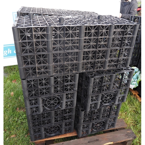 126 - Polystorm lite drainage crates- 6