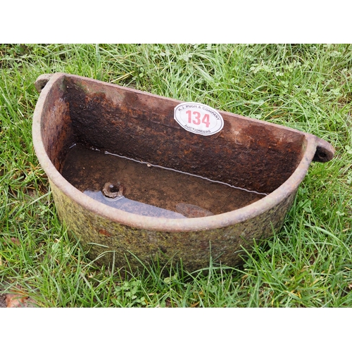 134 - Cast iron D-shape trough