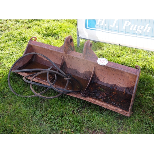 1377 - 4ft Ditching bucket