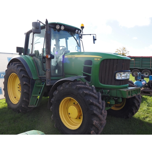 1379 - John Deere 6630 tractor. Runs and drives. 3583 hours, off local farm. Reg. VX07 GGF. V5, manual and ... 