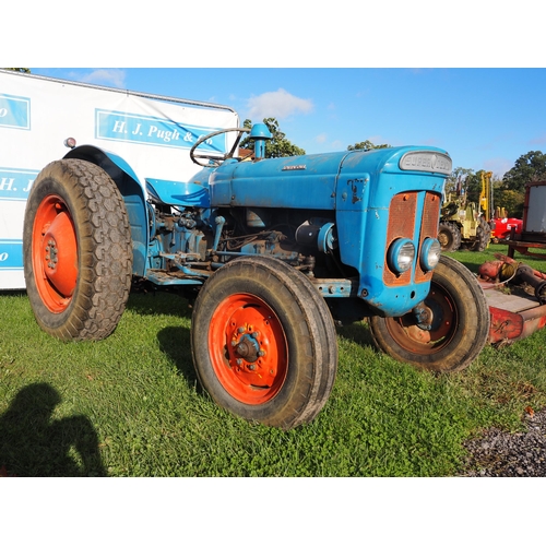 1406 - Fordson Dexta tractor. Runs & drives. On grass tyres. Key in office