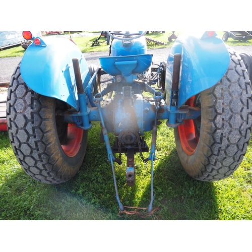 1406 - Fordson Dexta tractor. Runs & drives. On grass tyres. Key in office