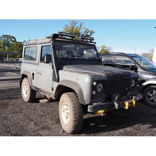 1420 - Land Rover Defender. Reg. E45 DRS. V5 and keys in office