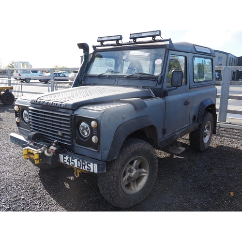 1420 - Land Rover Defender. Reg. E45 DRS. V5 and keys in office