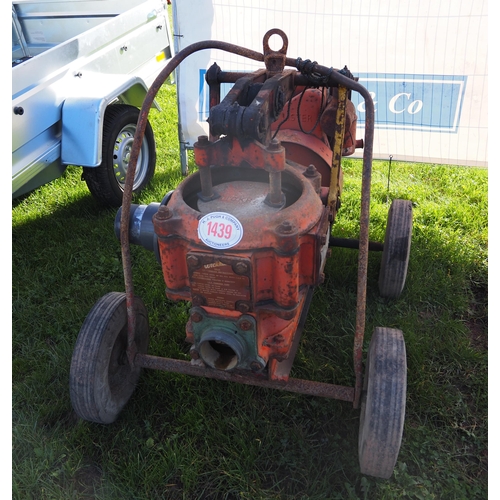 1439 - Wickham water pump with Lister engine. Handle in office