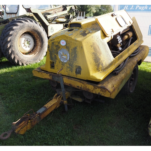 1443 - Bristol compressor fitted with Fordson engine