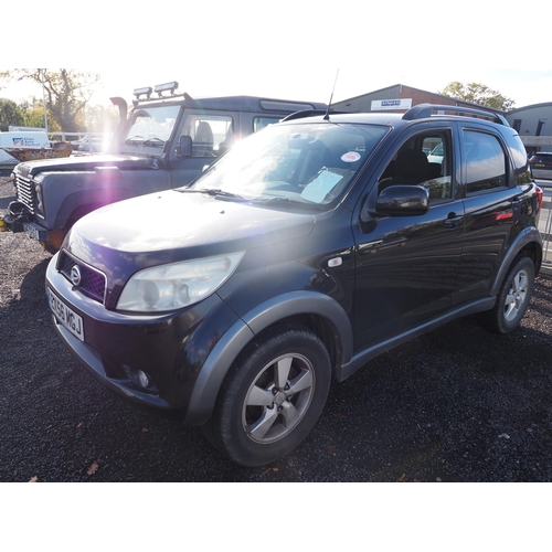 1496 - Daihatsu Terios 4X4. Runs and drives, MOT until 19/10/23, 83,600 miles. Reg. EX56 MGJ. V5