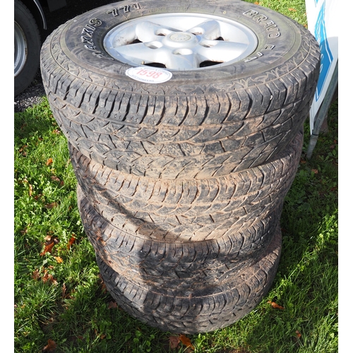 1598 - Wheels and tyres 265/75 R16