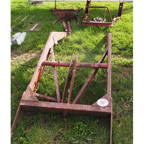 1661 - Quicke loader and brackets