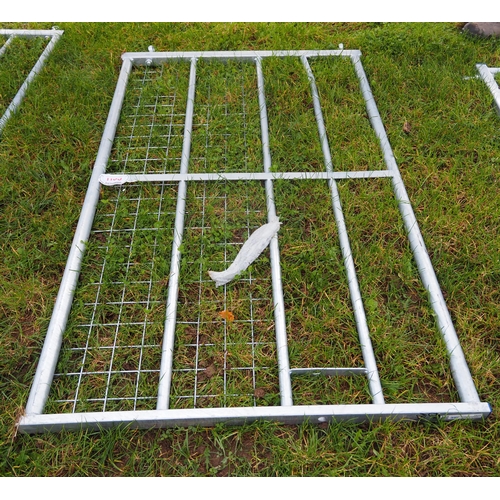 1135 - 6ft Mesh gate