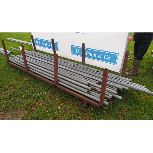 1174 - Galvanised scaffold poles and stillage -30