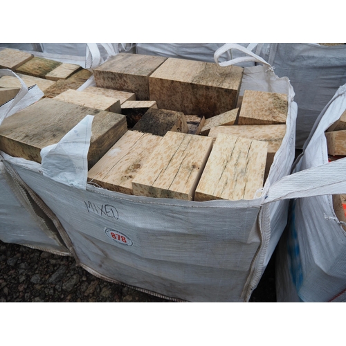 878 - Bag of oak offcuts