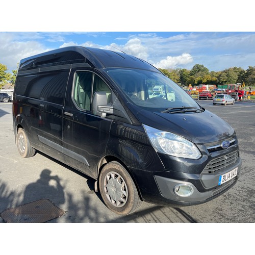 1421 - Ford Transit Custom Trend. 2014. 159,000 miles. Runs & drives. Been in regular use.
High top long wh... 