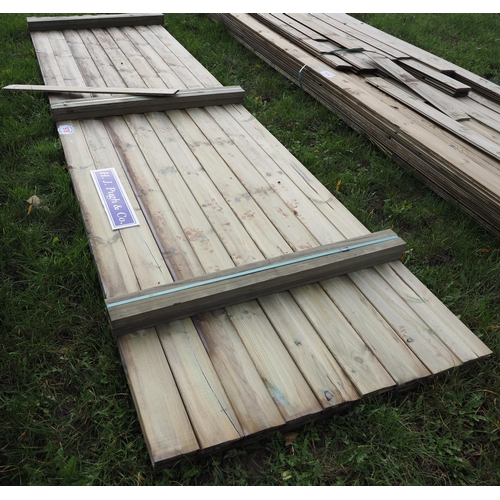 978 - T & G Boards 4.2m - 36