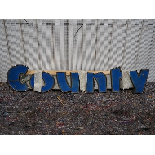 915 - County badge A/F