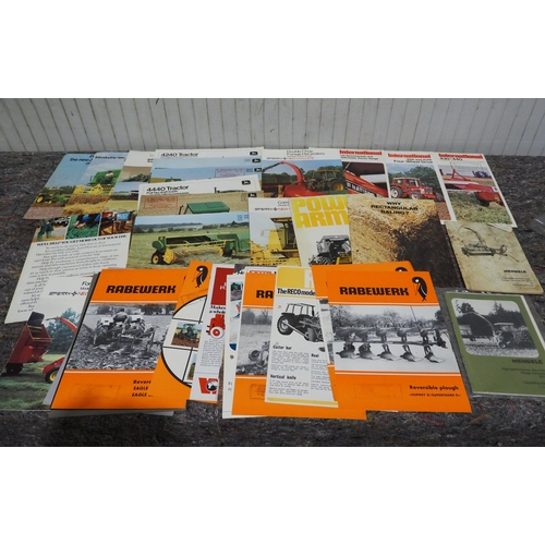 746 - Assorted farm implement literature