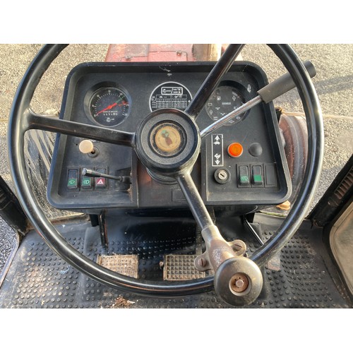 159 - Case 885 XL tractor. Reg. G997 JFR. V5 and keys in office