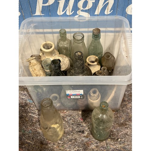 1364 - Collection of old glass bottles