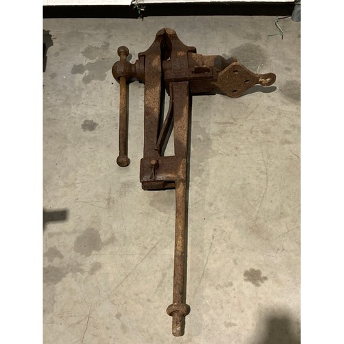 783 - Blacksmith leg vice