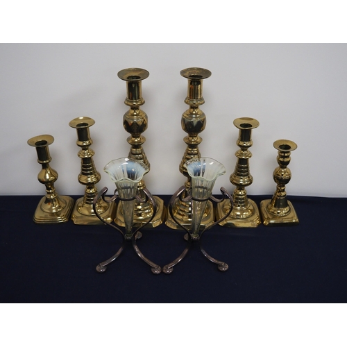 118 - 6 Brass candlesticks and 2 fluted vases