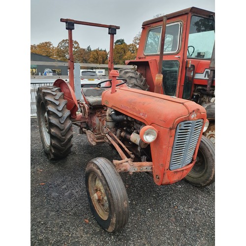 113 - Massey Ferguson 35 tractor. Runs and drives.