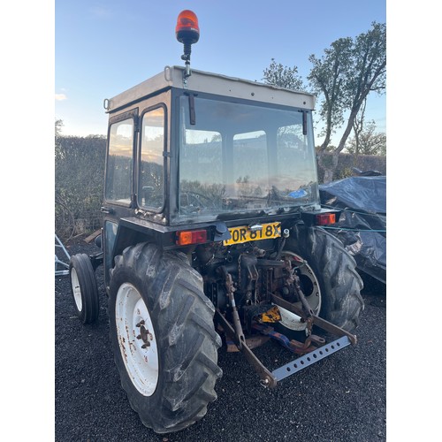 158 - Leyland 302 tractor 1981. Engine has been overhauled, new fuel pump and injectors. Full glass cab. V... 