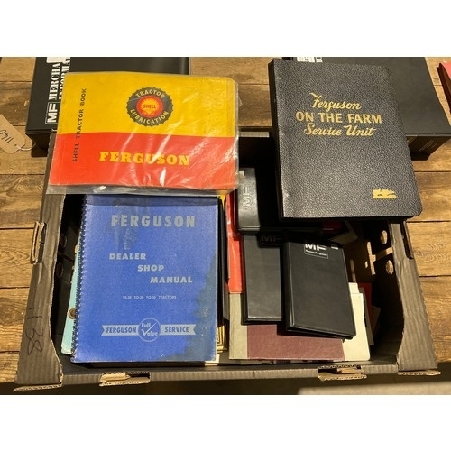 641A - Massey Ferguson and Feeguson literature, badges and other collectables