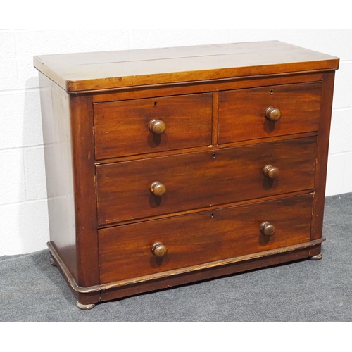 50 - Victorian mahogany chest with 2 short and 2 long drawers 32