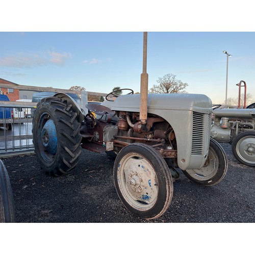 103 - Ferguson TEF tractor. Runs very well. Goodyear tyres