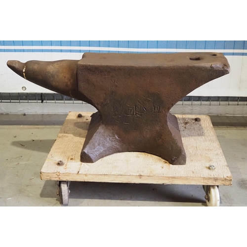 Large Anvil 1859 with stamp of crown jewels 2ft