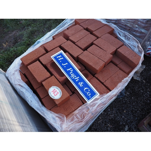 143 - Half pack of Ibstock bricks