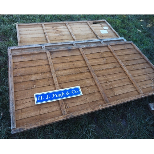 145 - Quantity of fence panels