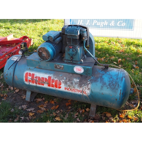 1160 - Clarke Compressor