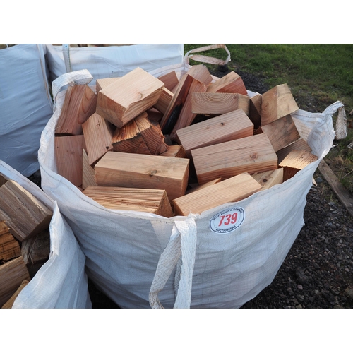 739 - Bag of softwood offcuts
