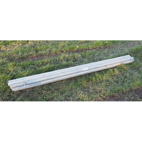 861 - 8ft Aluminium scaffold poles - 10