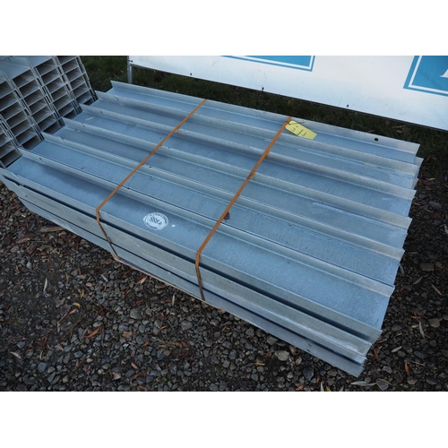 888A - Galvanised H section 6ft posts - 30