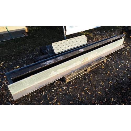 899 - Quantity of lintels