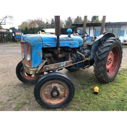 1027 - Fordson Super Major tractor. Good running order.