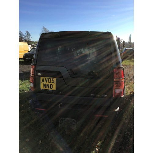 1200 - Land Rover Discovery 3 TDV6. Runs and drives. 190000 miles. MOT. Reg. AV05 WND. V5 and keys in offic... 