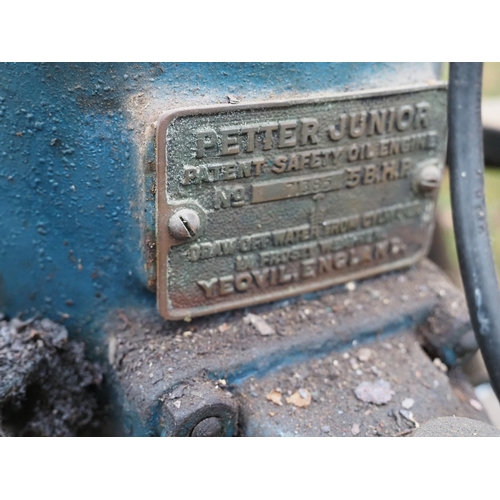 94 - Petter Junior 5hp stationary engine on 4 wheel trolley. S/n 71835. Was running when last stored. Com... 