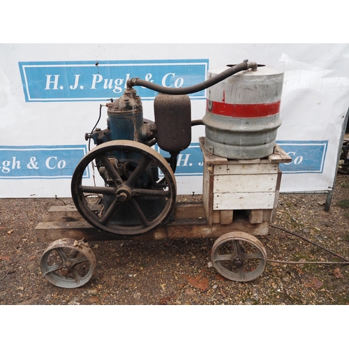 94 - Petter Junior 5hp stationary engine on 4 wheel trolley. S/n 71835. Was running when last stored. Com... 