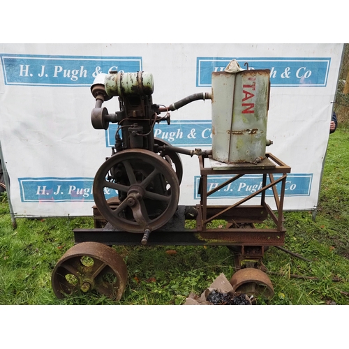 100 - Lister single cylinder 6hp stationary engine on 4 wheel trolley. S/n 65858. Was running when stored.... 